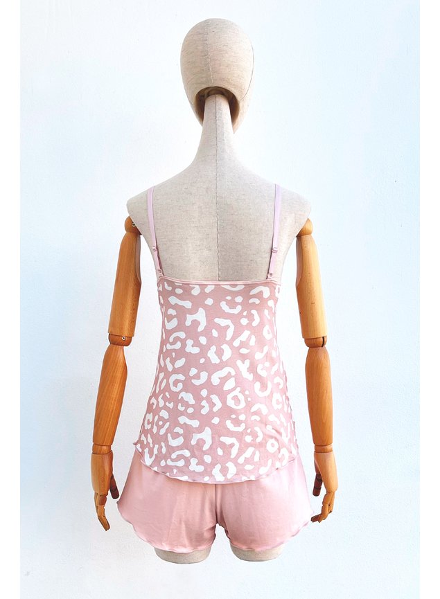 pijama short doll de viscose com detalhe em renda oncinha rose2