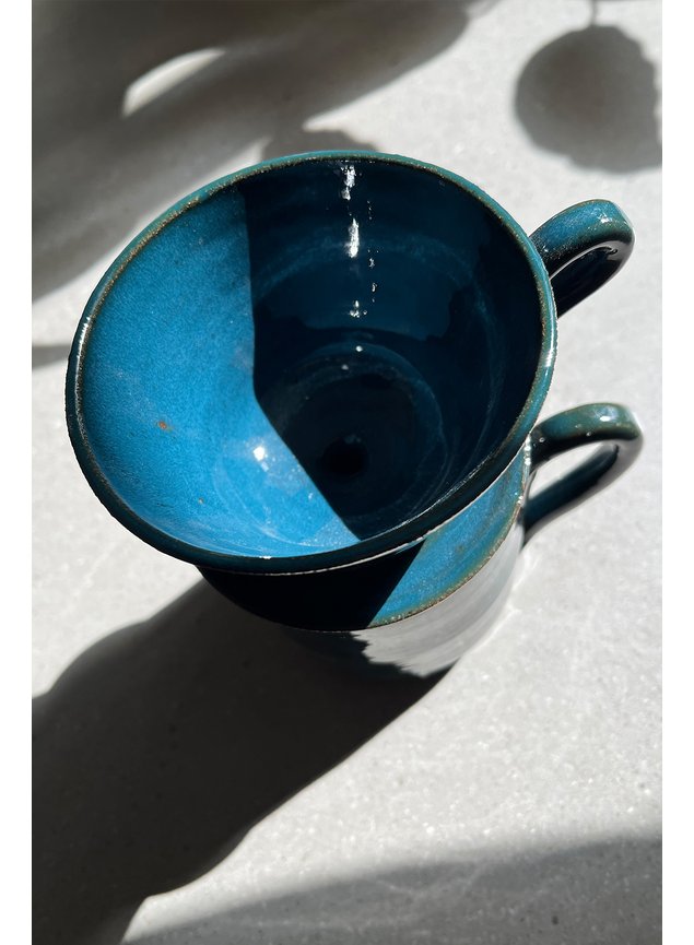 conjunto coador e caneca 350ml ceramica artesanal azul3