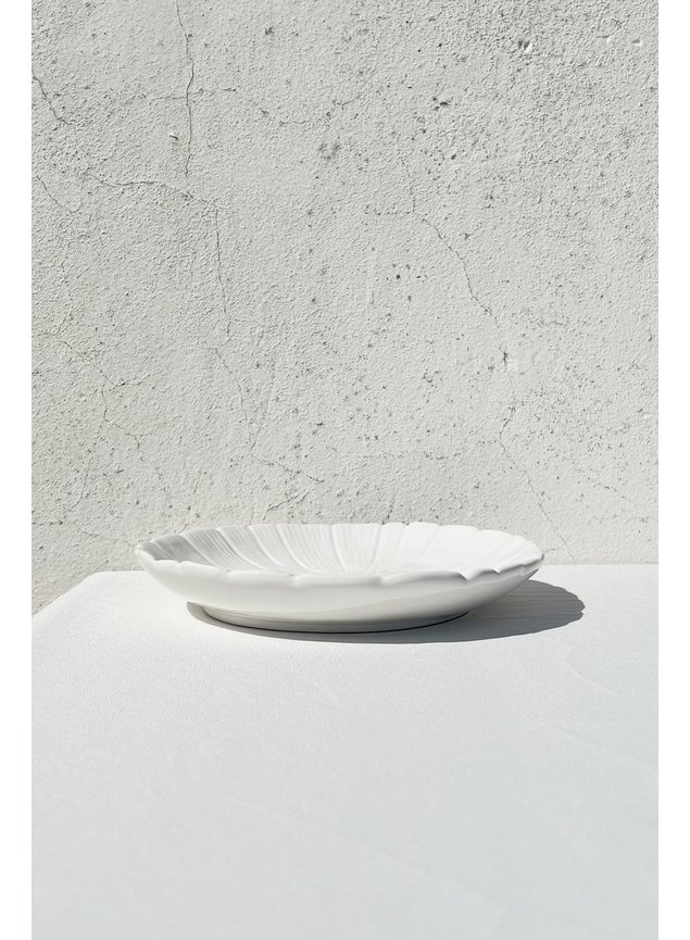 prato de sobremesa folha em ceramica branca 19cm3