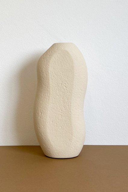 vaso de ceramica irregular texturizado bege1